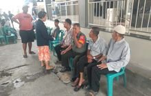 Kehadiran Babinsa di Takjiah Lingkungan 15: Dukungan Moral untuk Keluarga Almarhum