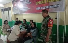 Babinsa Koramil 01/MP Dampingi Warga dalam Operasi Katarak di RS Putri Hijau