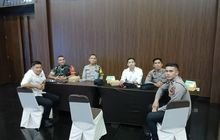 Babinsa Koramil 0201-01/MP, Serda EH. Nababan, Laksanakan PAM Kegiatan PON Aceh-Sumut di Hotel Santika Medan