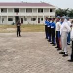 Membentuk Karakter Dan Disiplin, Babinsa Koramil 0201-05/MB Berikan Pelatihan Peraturan Baris Berbaris (PBB) Di SMAN 2 Medan