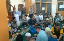 Danramil 0201-13/PST Hadiri Kegiatan Jumat Barokah Poldasu di Masjid Halimatus Sa'diah