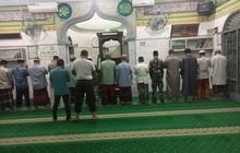 Babinsa Koramil 0201-16/TM Laksanakan Shalat Subuh Berjamaah di Masjid Al-Ikhlas