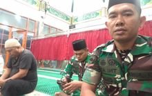 Babinsa Koramil 0201-03/MD Laksanakan Sholat Subuh Berjamaah di Masjid Jannatula Alim