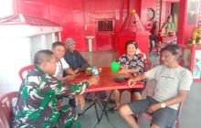 Babinsa Koramil 0201-01/MP Gelar Komsos di Klenteng Kwhan Twkong Pulau Brayan Kota