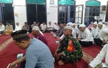 Babinsa Koramil 0201-07/MT Laksanakan Sholat Subuh Berjamaah Bersama Wakapolda Sumatera Utara