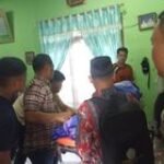 Babinsa Koramil 0201-16/Tanjung Morawa Melayat ke Rumah Duka Purnawirawan TNI
