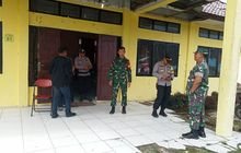 Danramil 07/Salak Hadiri Rapat Pleno Rekapitulasi Suara Tingkat PPK Pada Pilgubsu dan Pilbup Pakpak Bharat 2024