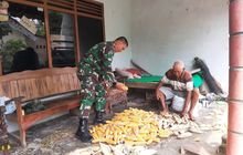 Babinsa Selo Tumbuhkan Semangat dan Motivasi Petani Jagung