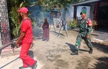 Babinsa Banyudono Dampingi Giat Fogging Di Desa Bendan