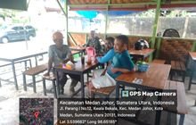 Babinsa Koramil 0201-08/MA Bersama Warga Komsos Di Warung Kopi