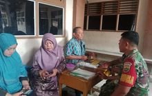 Babinsa Serda Agung Pradana Gelar Komsos Antisipasi Penyakit Pasca Banjir di Medan Marelan