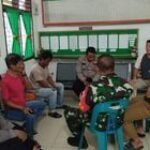 Babinsa Koramil 0201-01/MP Sertu Rahmansyah Melaksanakan komsos Dengan Babinktimas dan Warga Binaanya. Di Kntr Lurah Pulau Brayan Kota
