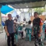 Babinsa Sei Agul Amankan Penghitungan Surat Suara Pilkada Serentak di Medan Barat