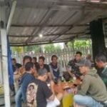 Menjalin Keakraban, Babinsa Gelar Komsos di Kelurahan Sei Putih Barat