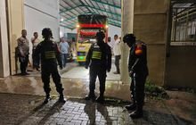 Babinsa Koramil 0201-16/TM dan Polsek Tanjung Morawa Kawal Pengembalian Kotak Suara Pilgub Sumut dan Pilbup Deliserdang