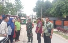 Babinsa Serda Juwanda Bersama Trantibum Tertibkan ODGJ di Medan Marelan