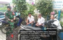 Babinsa Serka Ondra Junaidi Jalin Sinergi Melalui Komsos di Desa Suka Makmur