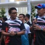 Berikan Cinderamata Kepada ASN Purna Tugas, Wali Kota Binjai Sampaikan Terima Kasih