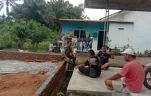 Babinsa Serka Bekti Prayogo Laksanakan Anjangsana di Desa Namo Rih