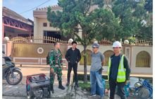 Jalin Kedekatan dengan Warga, Babinsa Koramil 0201-06/MS Serda Bangun Rambe Laksanakan Komsos di Medan Helvetia