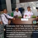 Koordinasi jaga Keamanan. Babinsa Deli Tua Barat Sertu Sumpeno Wijaya Komsos di Lingkungan II Gang Tumiran Deli Tua