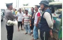Yok Lihat Kegiatan Polisi Hari Ini, Sat Lantas Polres Pelabuhan Belawan Gelar Kamseltibcar Lantas