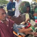 Pos Tomage Satgas Yonif 642/Kps Cek Kesehatan Masyarakat Kampung Warisa mulya