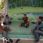 Jaga Hubungan Baik, Babinsa Kodim 0201-07/MT Serda Khairul Pratama Komsos Dengan Warga Binaan