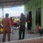 Babinsa Laksanakan Komsos dengan Masyarakat untuk Menyelesaikan Perselisihan Paham Antar Warga di Lingkungan 18, Gang Padi