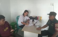 Jaga Kondusifitas Wilayah, BABINSA Koramil 0201-14/PB ngobrol Santai Dengan Perangkat Desa