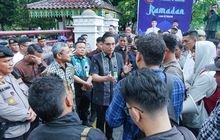 Temui Aksi Mahasiswa, Rico Waas: Kritikan Ini Membantu Saya Bekerja