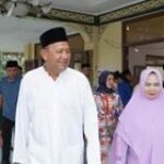 Bupati Langkat Syah Afandin dan Wabup Tiorita Berbagi Kebahagiaan dengan Anak Yatim di Stabat