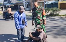 Babinsa Serka Supriadi Komsos Bersama Warga Binaan Kelurahan Helvetia