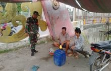 Babinsa Koramil 0201-16/TM Rutin Lakukan Komsos, Pererat Hubungan dengan Warga