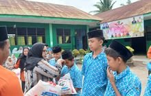 Berbagi Berkah Ramadan, MTsN Serdang Bedagai Santuni Anak yatim Piatu dan Dhuafa