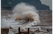 BMKG Minta Masyarakat Waspada Adanya Potensi Tsunami saat Lebaran 2025, Ini Titik Lokasinya