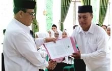 Kakankemenag Simalungun Serahkan SK Penyuluh Agama Islam Non PNS