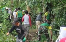 Yonif Mekanis 318 Kostrad Gelar Karya Bakti dan Bakti Sosial dalam Rangka HUT Ke-64 Kostrad