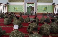 Divif 1 Kostrad Gelar Doa Bersama Sambut HUT ke-64 Kostrad di Masjid Nurul Hikmah