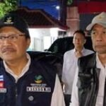 Gus Ipul Datangi Korban Banjir di Jakarta Timur, Sampaikan Titipan Salam dari Prabowo dan Janji akan Bantu Rumah yang Jebol