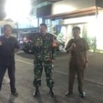 Jaga Keamanan Wilayah, Serda Yono Suparyono Laksanakan Posko Trantibum Tiga Pilar Kelurahan Anggrung