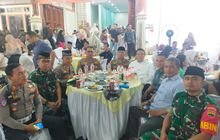 Babinsa Hadiri Kegiatan Halal Bihalal di Kediaman Wakil Ketua DPRD Medan