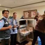 Ketua Kloter 08 KNO Pantau Langsung Distribusi Konsumsi Jemaah Haji