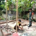 Babinsa Komsos Dengan Tokoh Masyarakat Di Wilayah Binaan