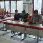 Babinsa Koramil 0201-13/PST bersama Bhabinkamtibmas Silaturahmi ke SD 066432 di Kelurahan Kenangan Baru
