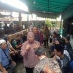 TURUT BERBELASUNGKAWA BABINSA MELAYAT KE RUMAH DUKA DI WILAYAH DESA BINAAN
