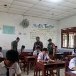 Babinsa Dampingi Pembagian 3.600 Porsi Makanan Bergizi di Medan Timur