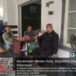 Babinsa Koramil 0201- 04/MK Anjangsana Bersama Kasitrantib Kelurahan di Rumah Warga Binaan
