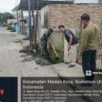 Sabtu Bersih, Babinsa Gotong Royong Bersama Lurah, Kepling,Dan Masyarakat Di Wilayah Binaan