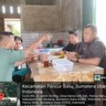 PANTAU AKTIVITAS WARGA DI DESA BINAAN, SERTU A.HAMDANI BABINSA KORAMIL 0201-14/PB BINCANG-BINCANG DI WARUNG